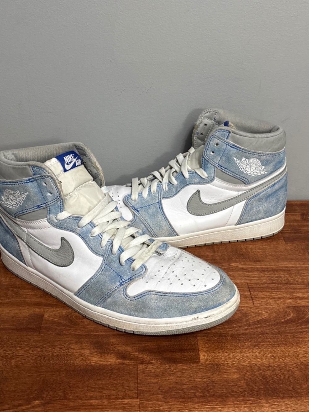 Jordan 1 Retro OG High/Hyper Royal-Smoke Grey 555088-402 US 12M Nike Air Jordan